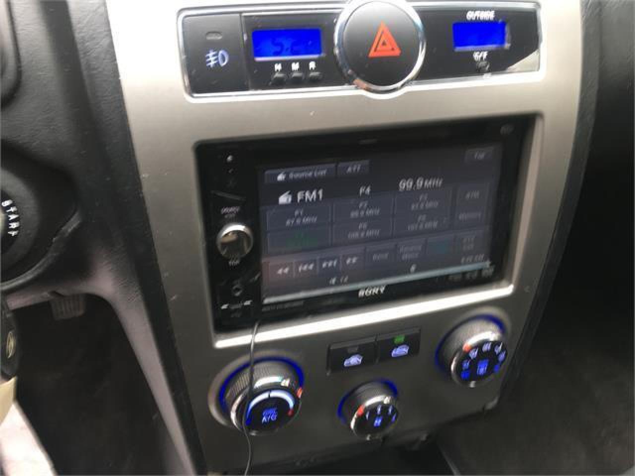 640811