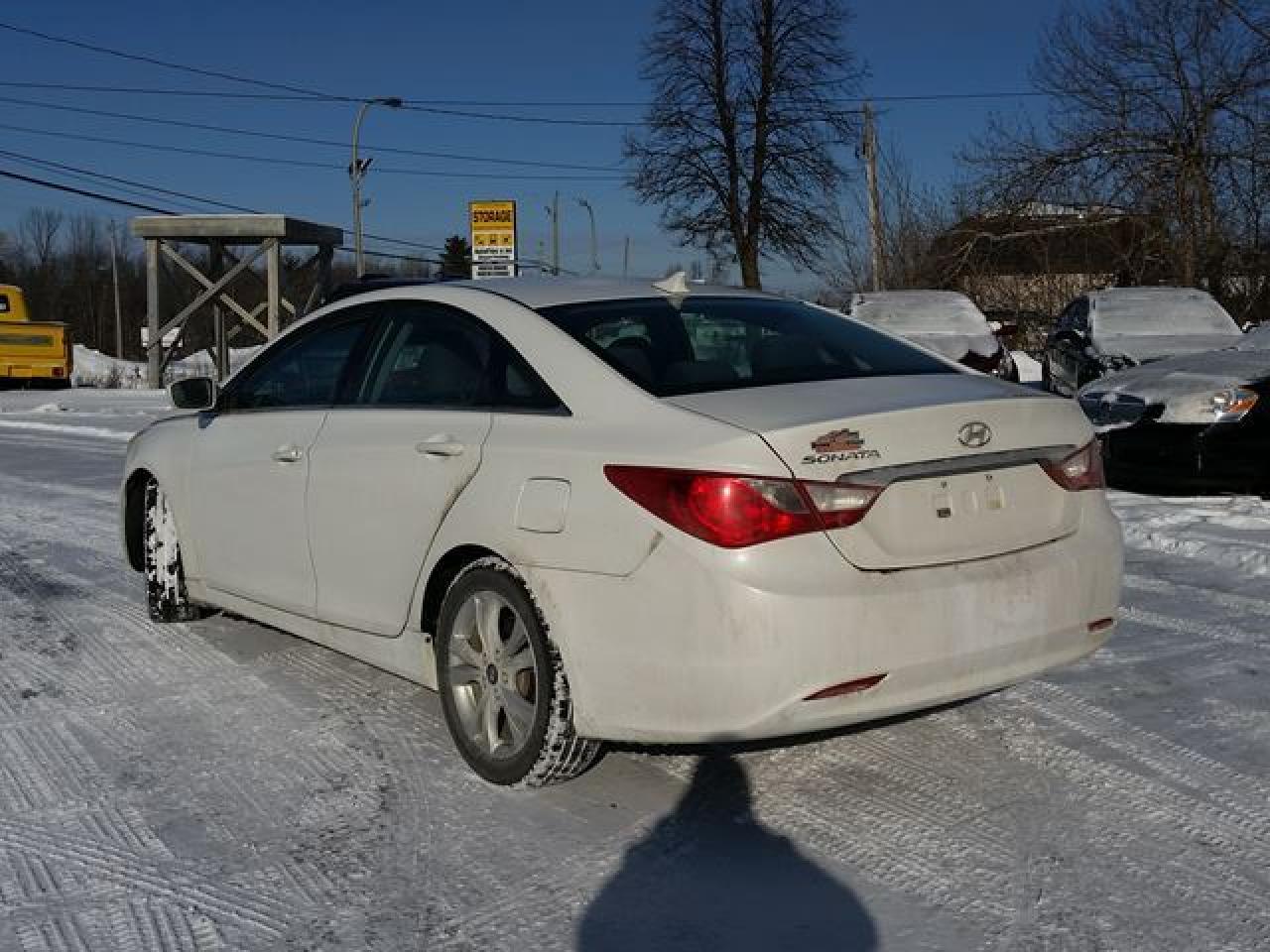 640853