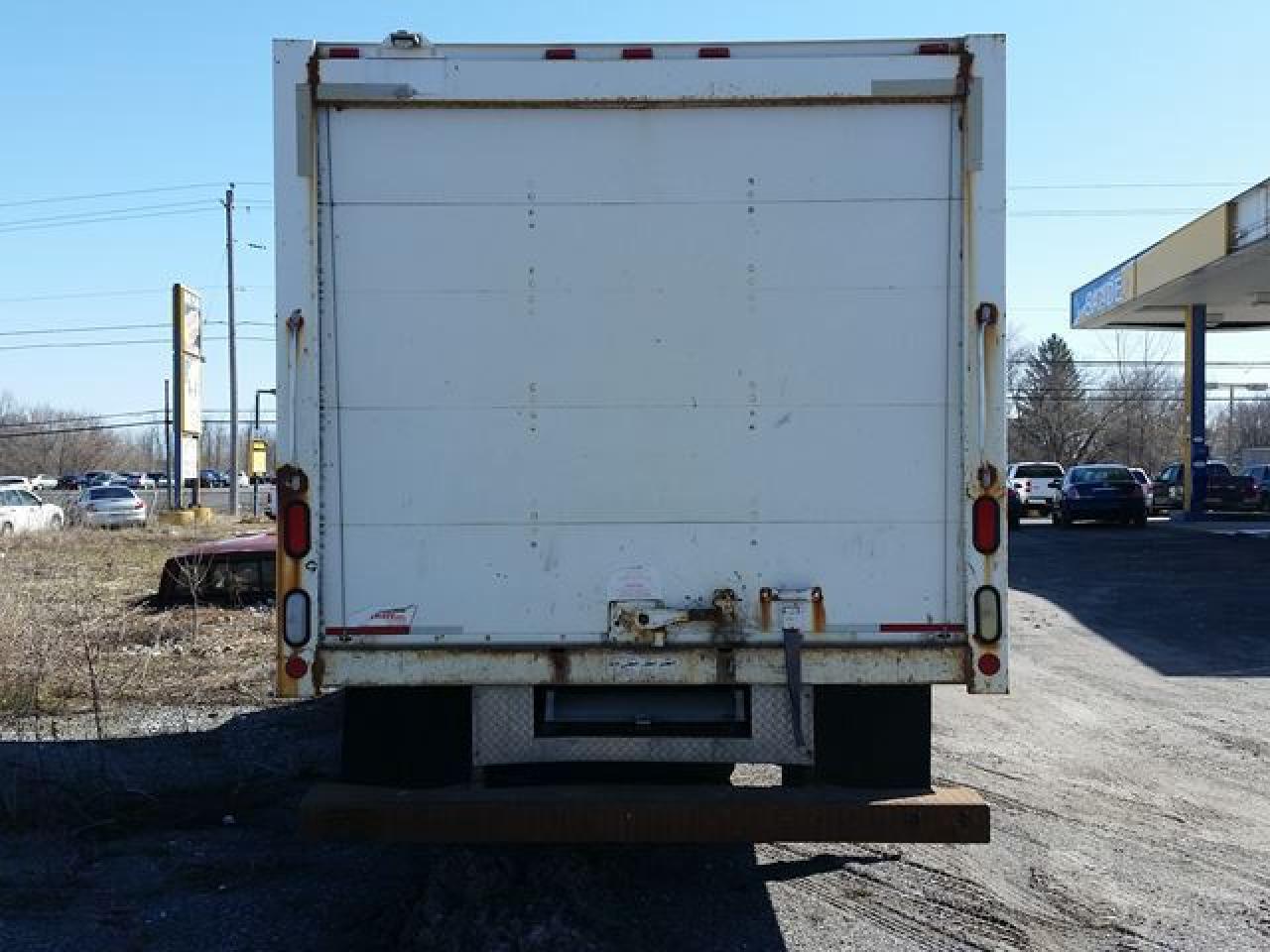 640854