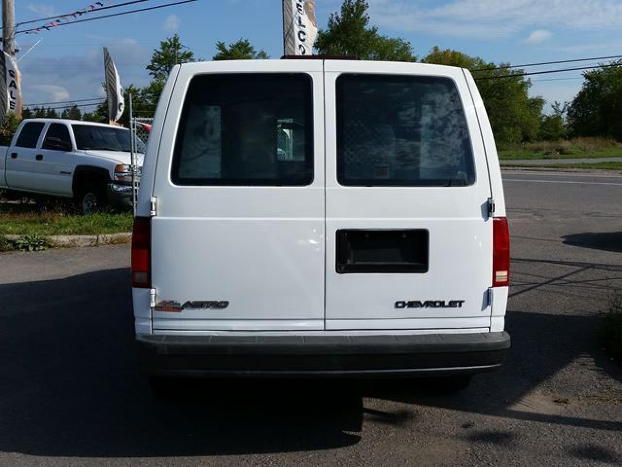 640857