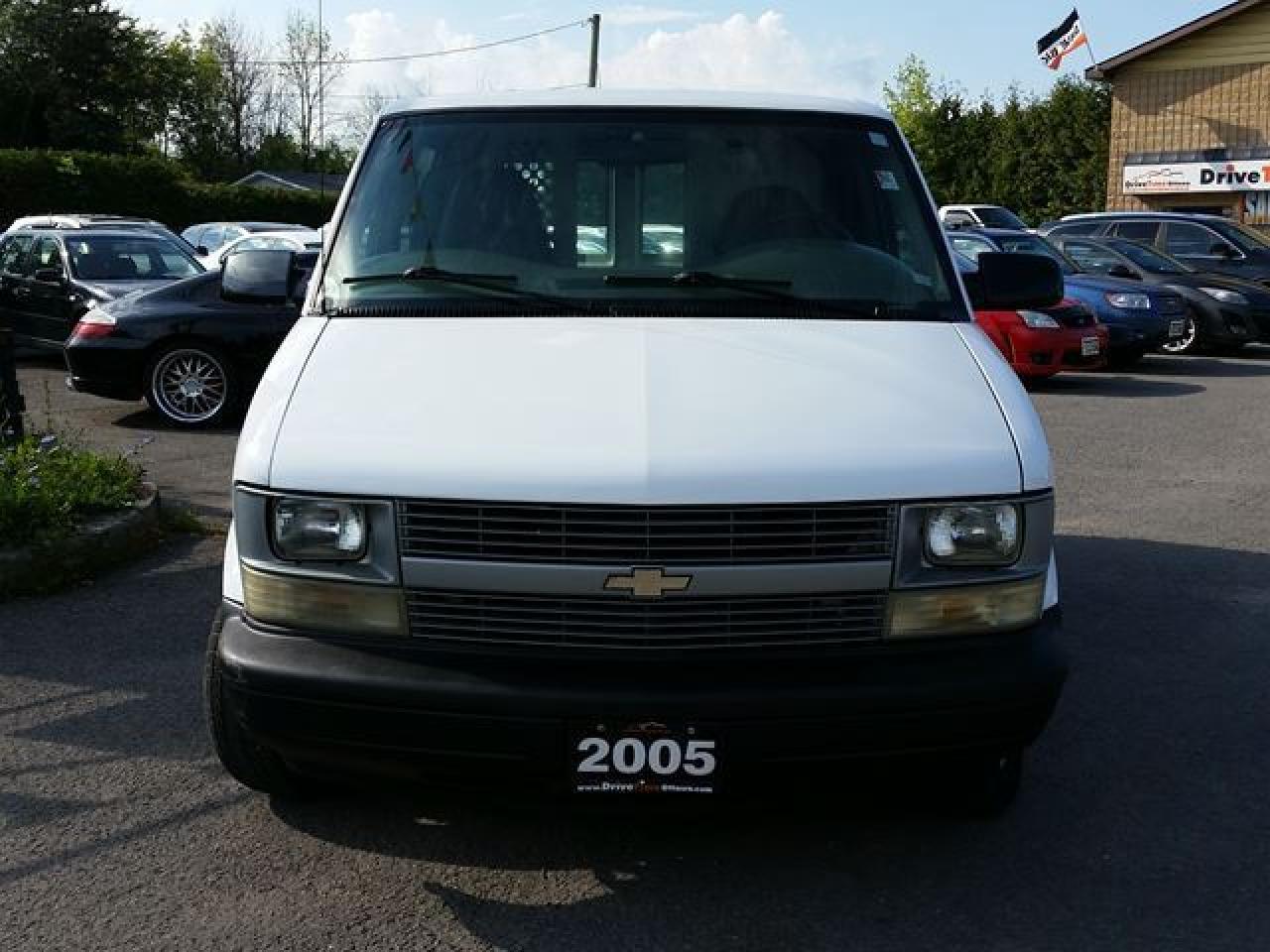 640857