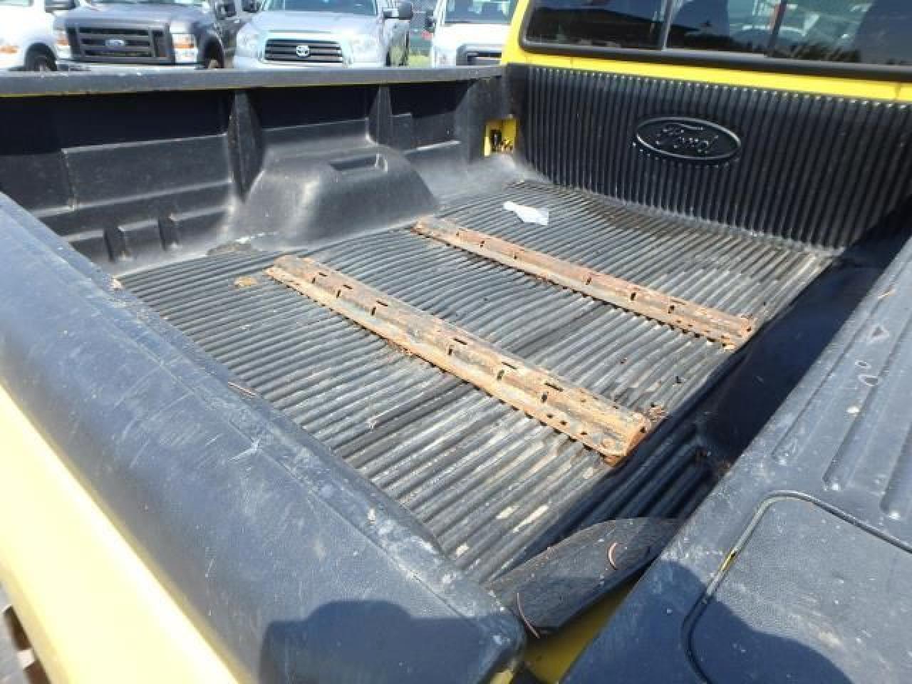640859