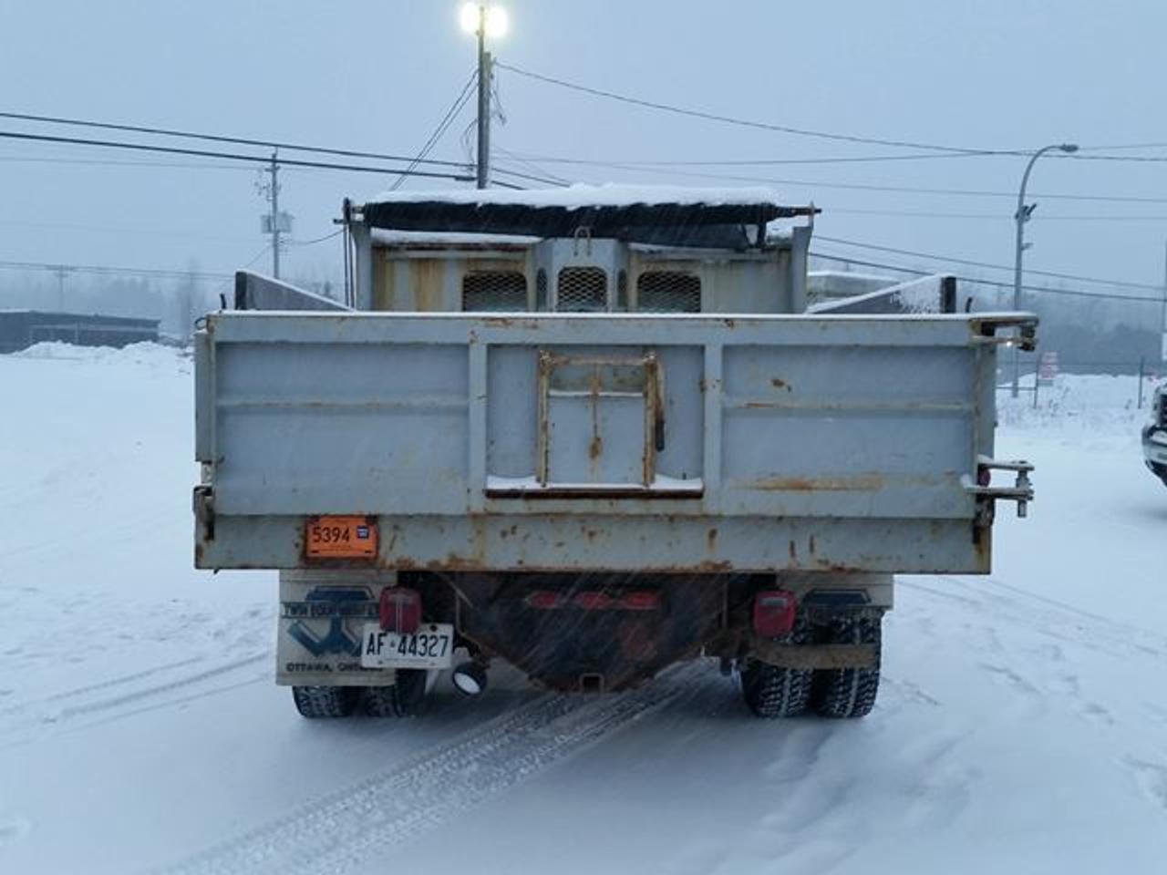640861.11215932