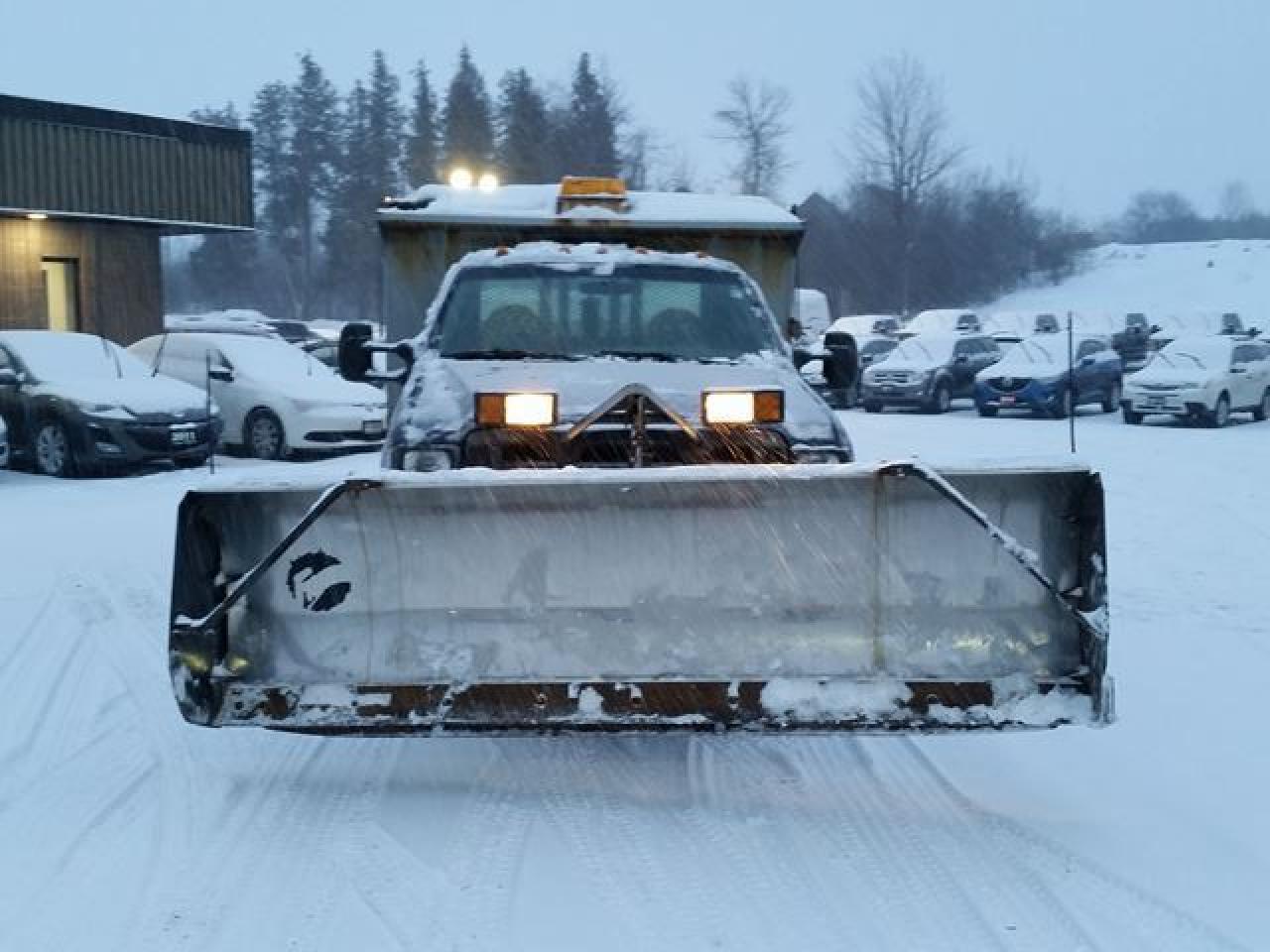 640861