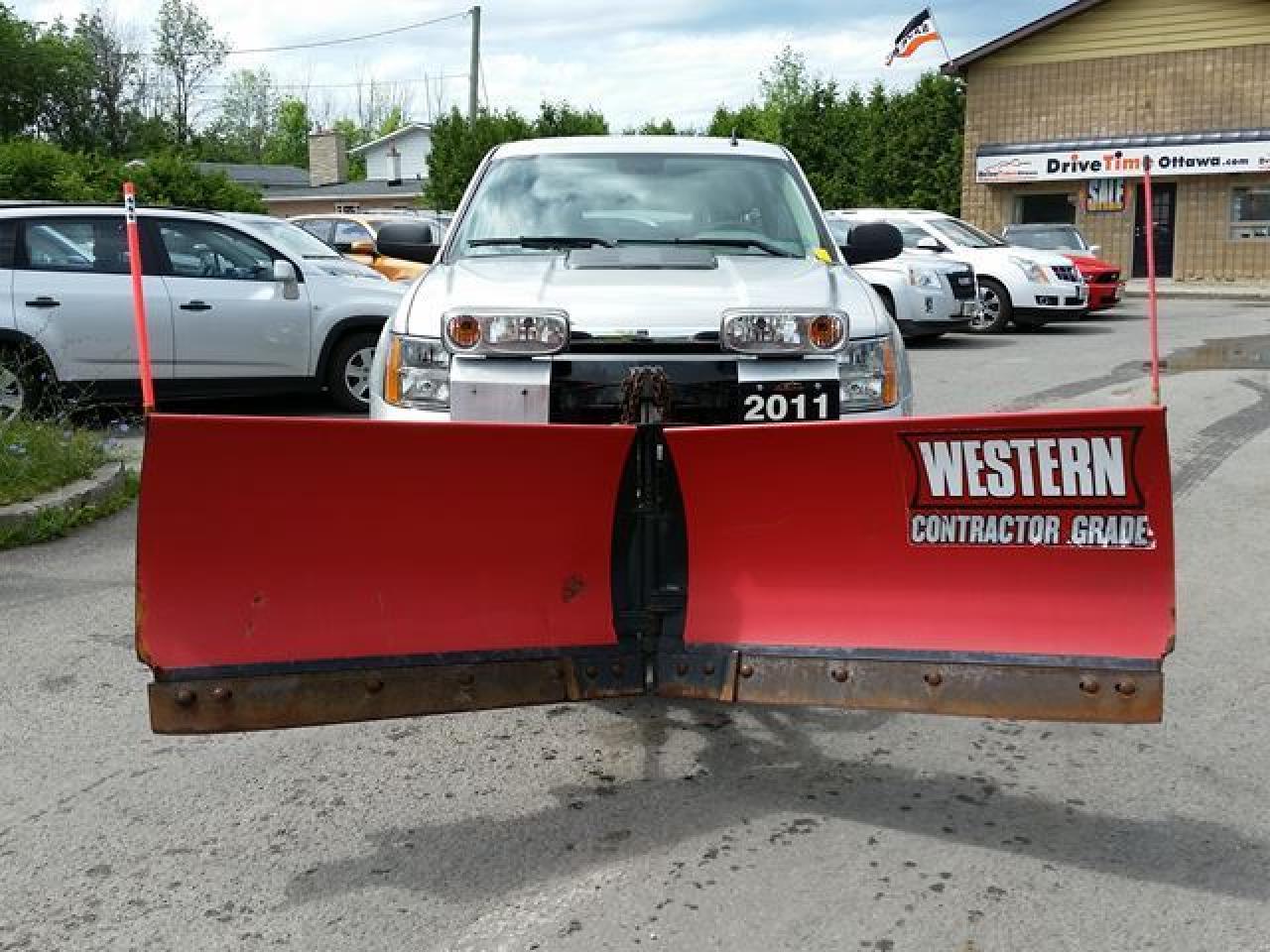 640878