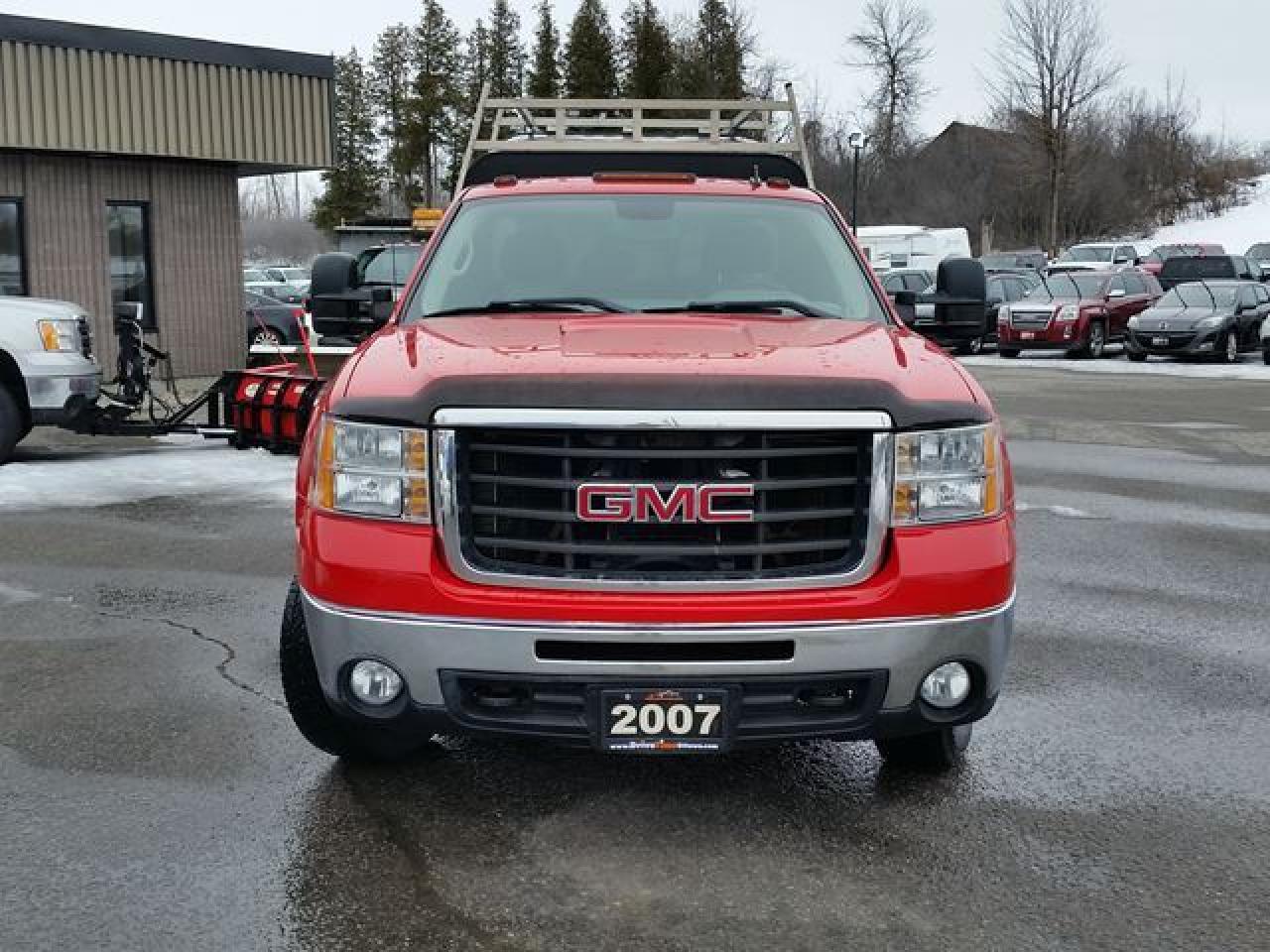 640889
