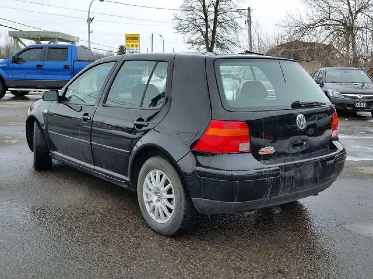 640892