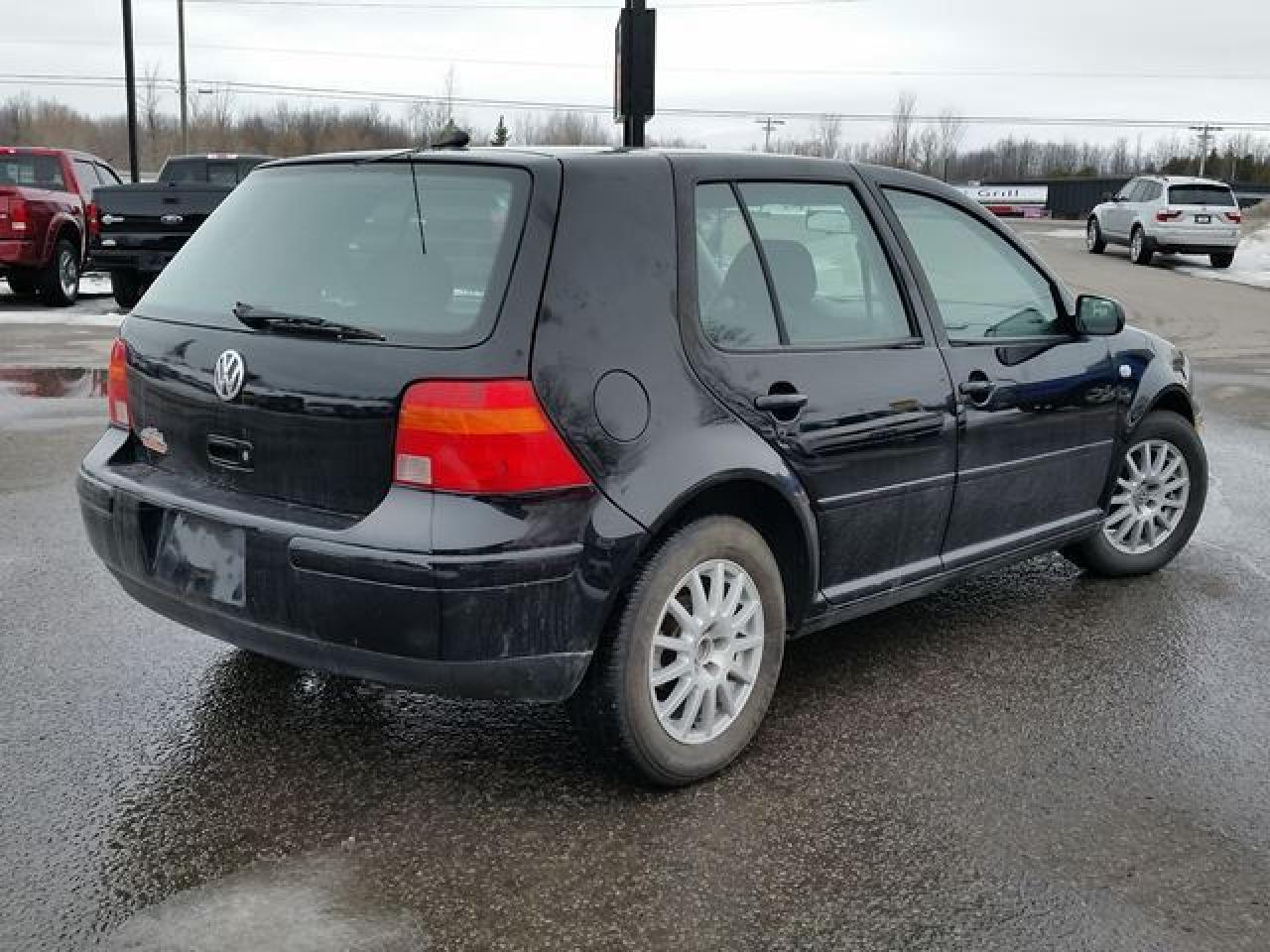 640892