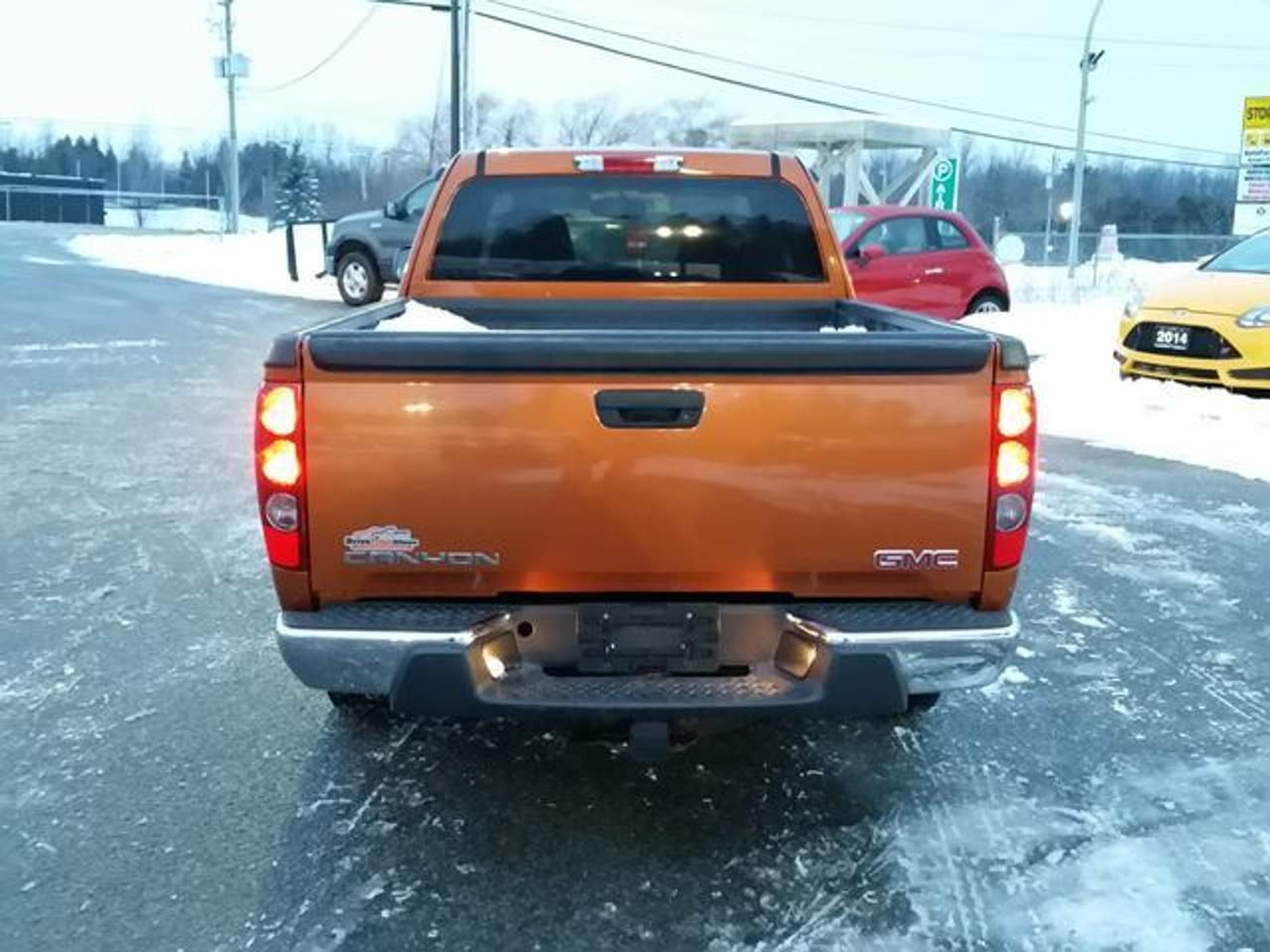 640893.11216372