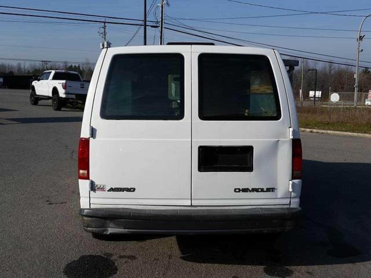 640894