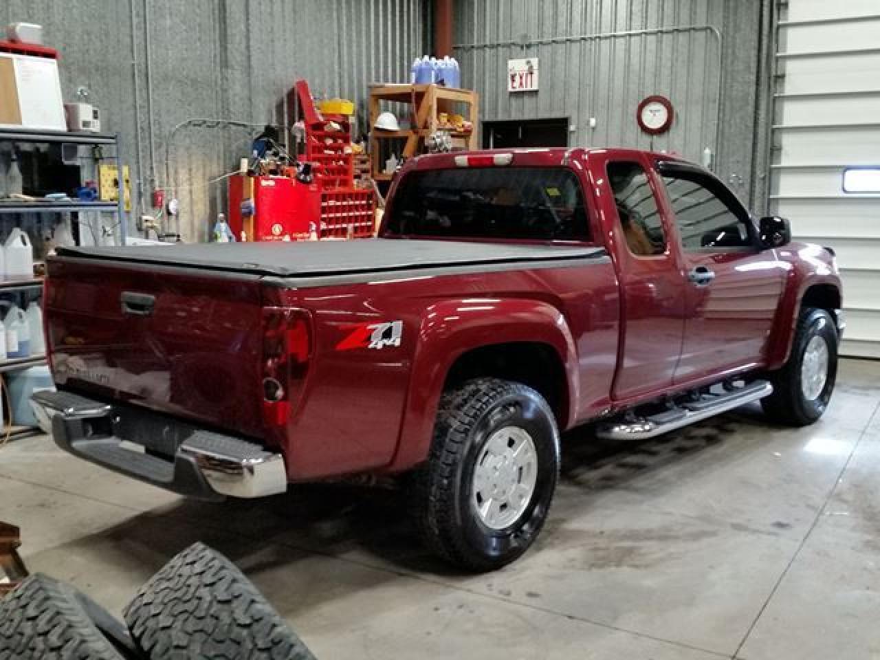 640900