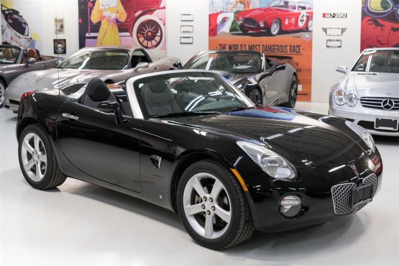 Used 2008 Pontiac Solstice THE CLEANEST SOLSTICE IN TOWN! for sale in Paris, ON