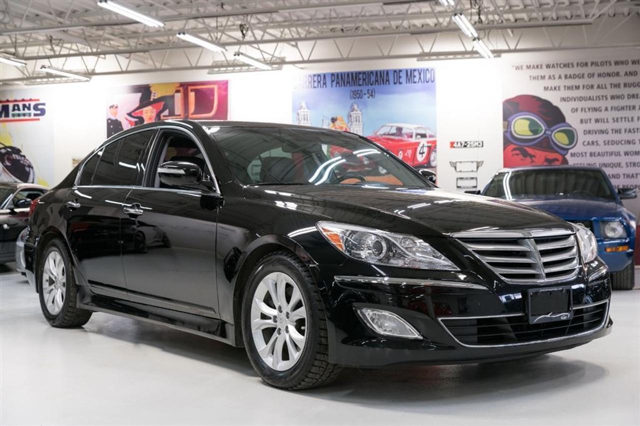 Just traded in here. Clean Carproof, thoroughly inspected, safety, e-test. Bursting with standard amenities, including 17-in alloy wheels; fog lights; automatic halogen headlamps with LED accents; keyless entry with push-button ignition; electroluminescent gauges; a trip computer; dual-zone automatic climate control; woodgrain interior trim; a surprisingly tilt-only leather-wrapped steering wheel; cruise control; leather upholstery; heated power front seats with driver height and lumbar adjustments; and a 7-speaker audio system with iPod/USB and Bluetooth connectivity.