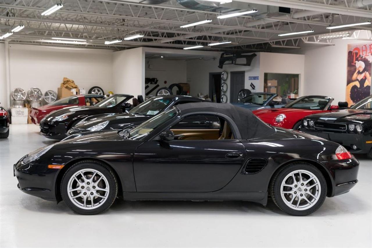 641091.11218962