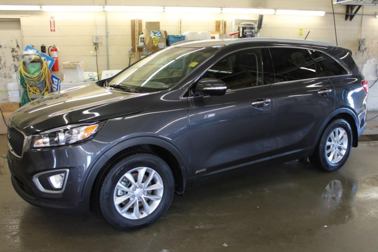 Used 2016 Kia Sorento 2.4L LX for sale in Port Dover, ON