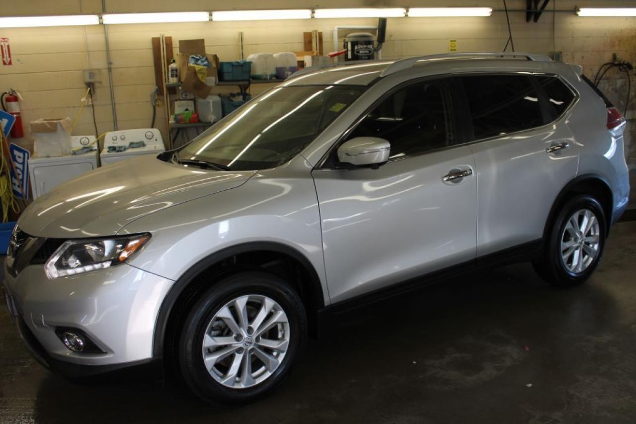 Used 2014 Nissan Rogue SV for sale in Port Dover, ON