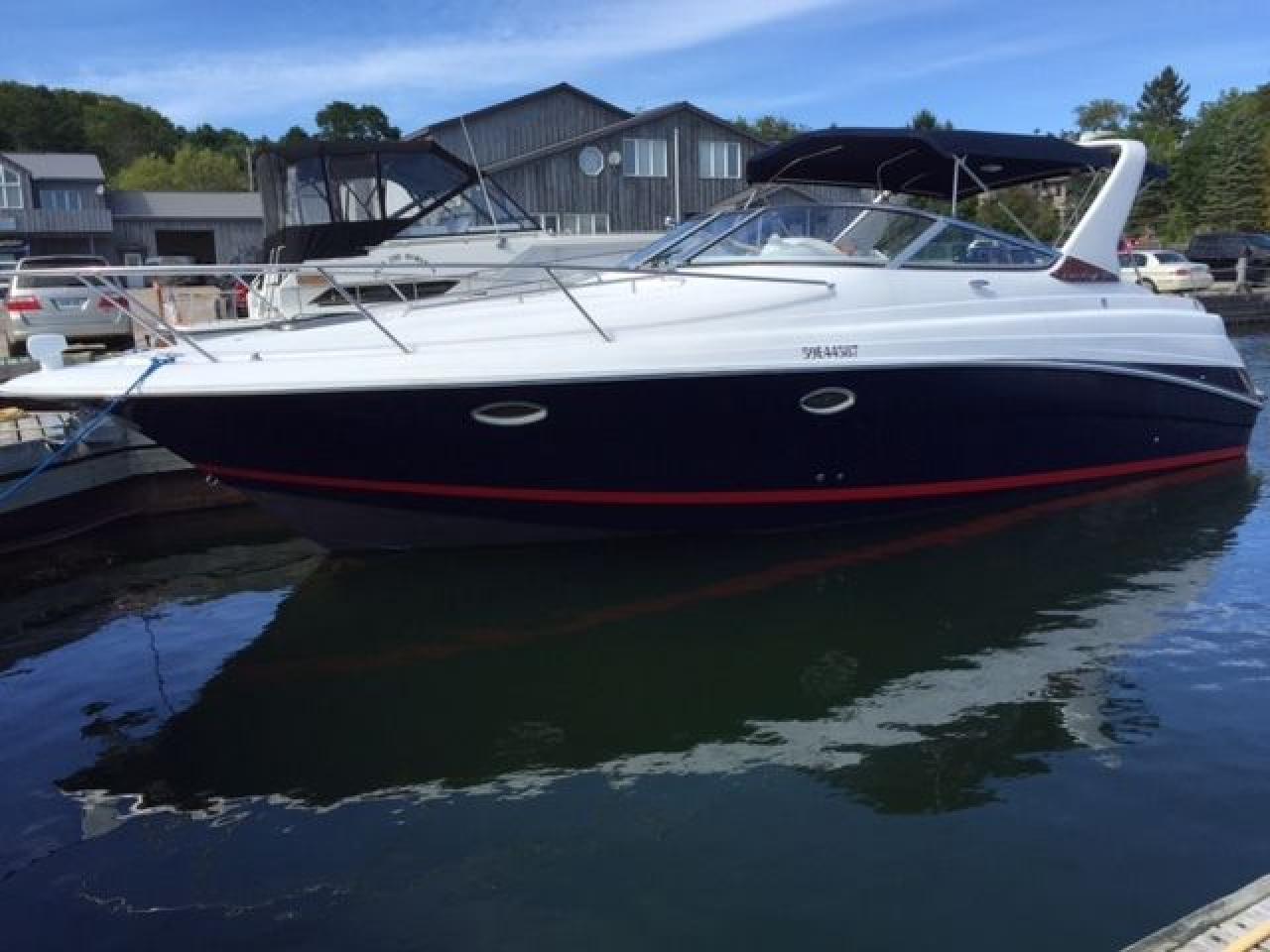 Used 2004 Sea Ray Signature Select Chris Craft 33 Express for sale in Newmarket, ON