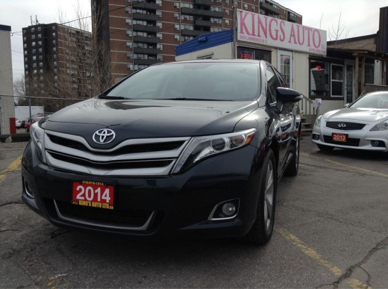 Used 2014 Toyota Venza SUNROOF, NAVI, BACK-UP CAM, LEATHER, HEATED SEATS for sale in Hamilton, ON