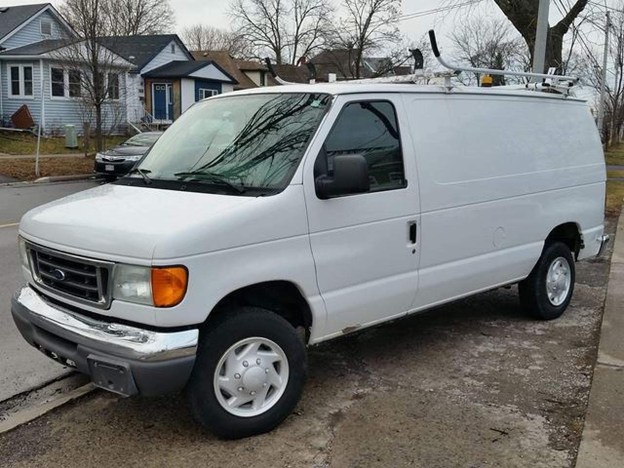 Used 2006 Ford E250  for sale in St Catharines, ON