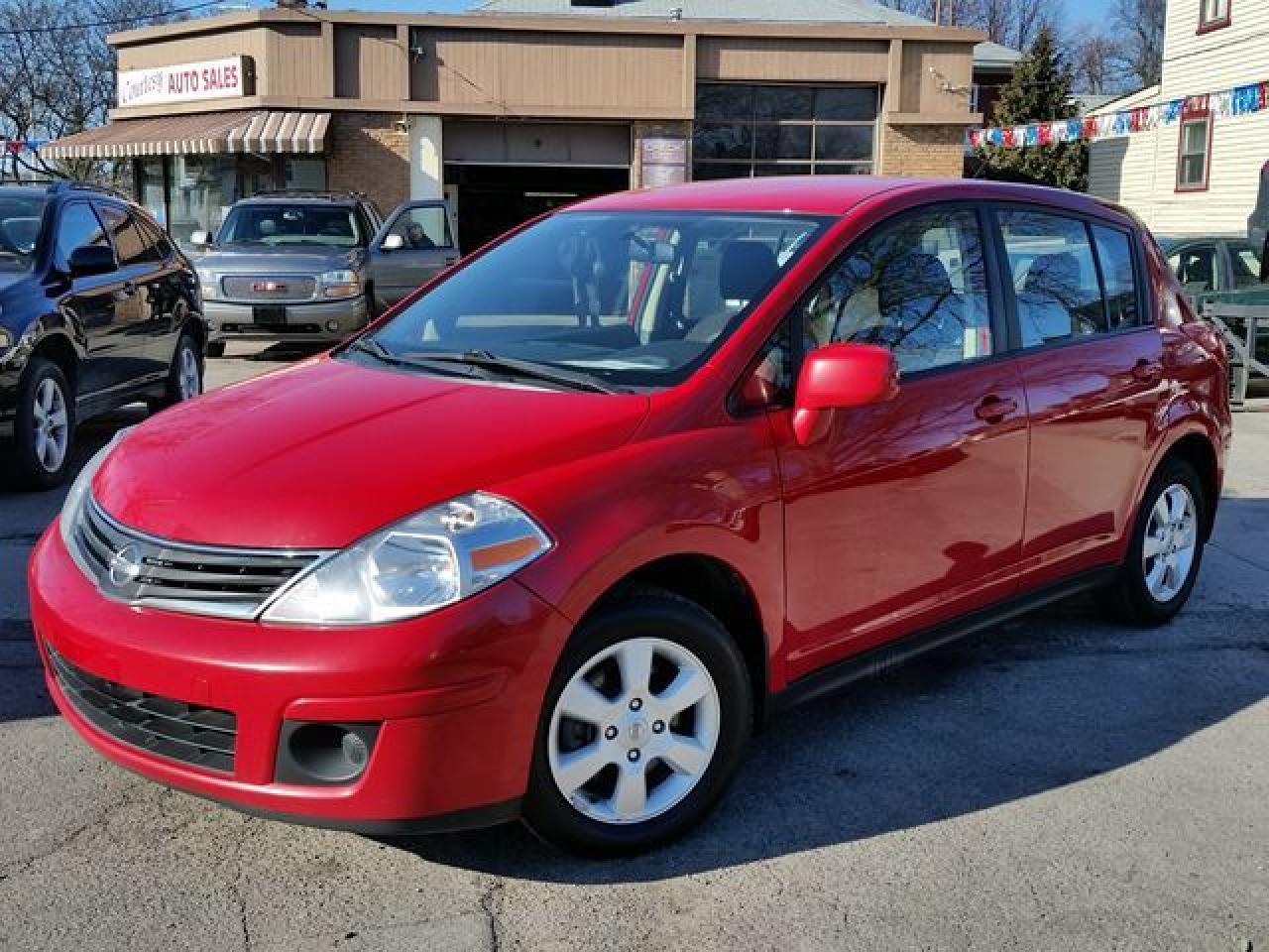 Used 2011 Nissan Versa 1.8 SL for sale in St Catharines, ON