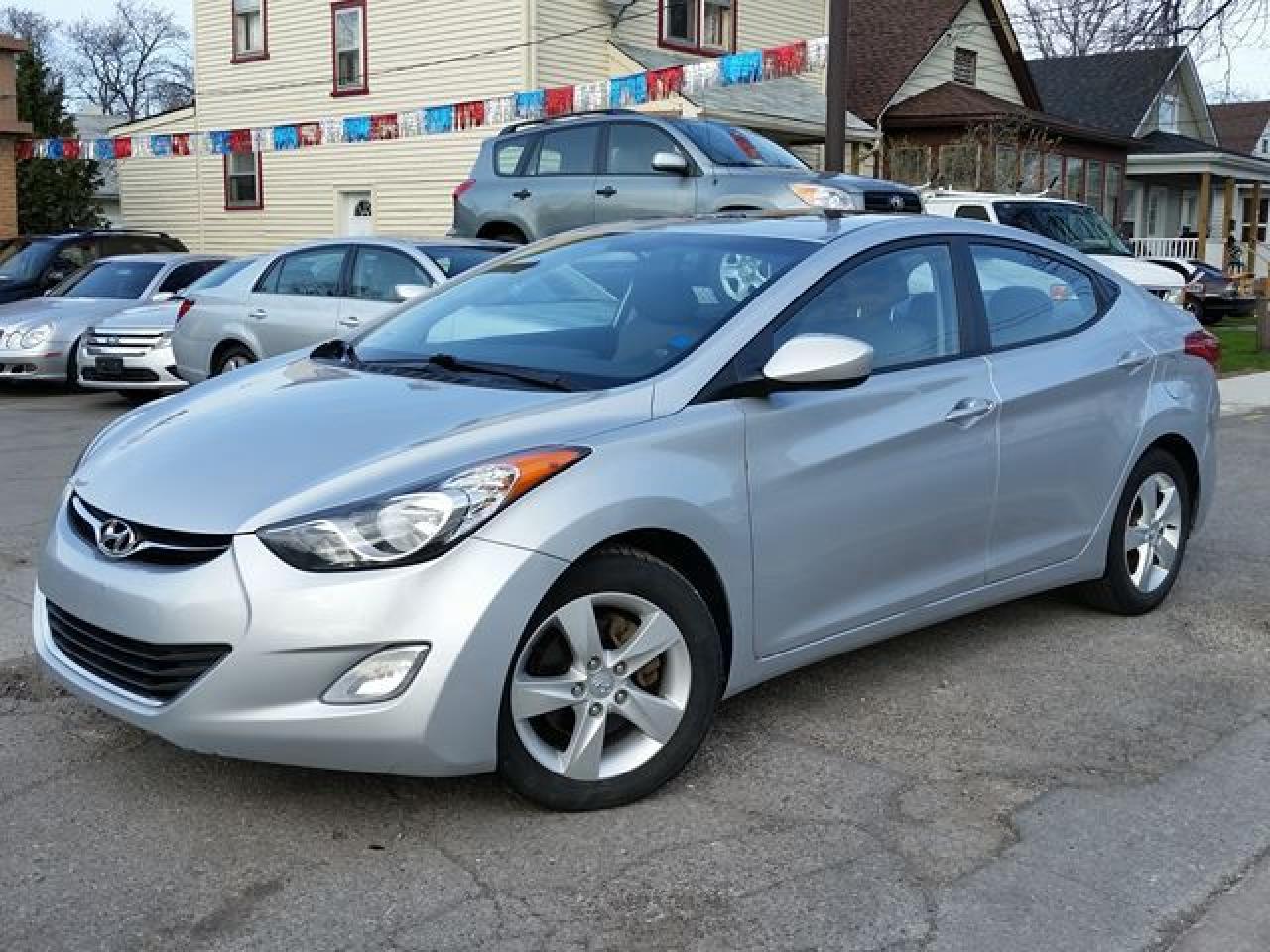 Used 2011 Hyundai Elantra GL 6spd for sale in St Catharines, ON