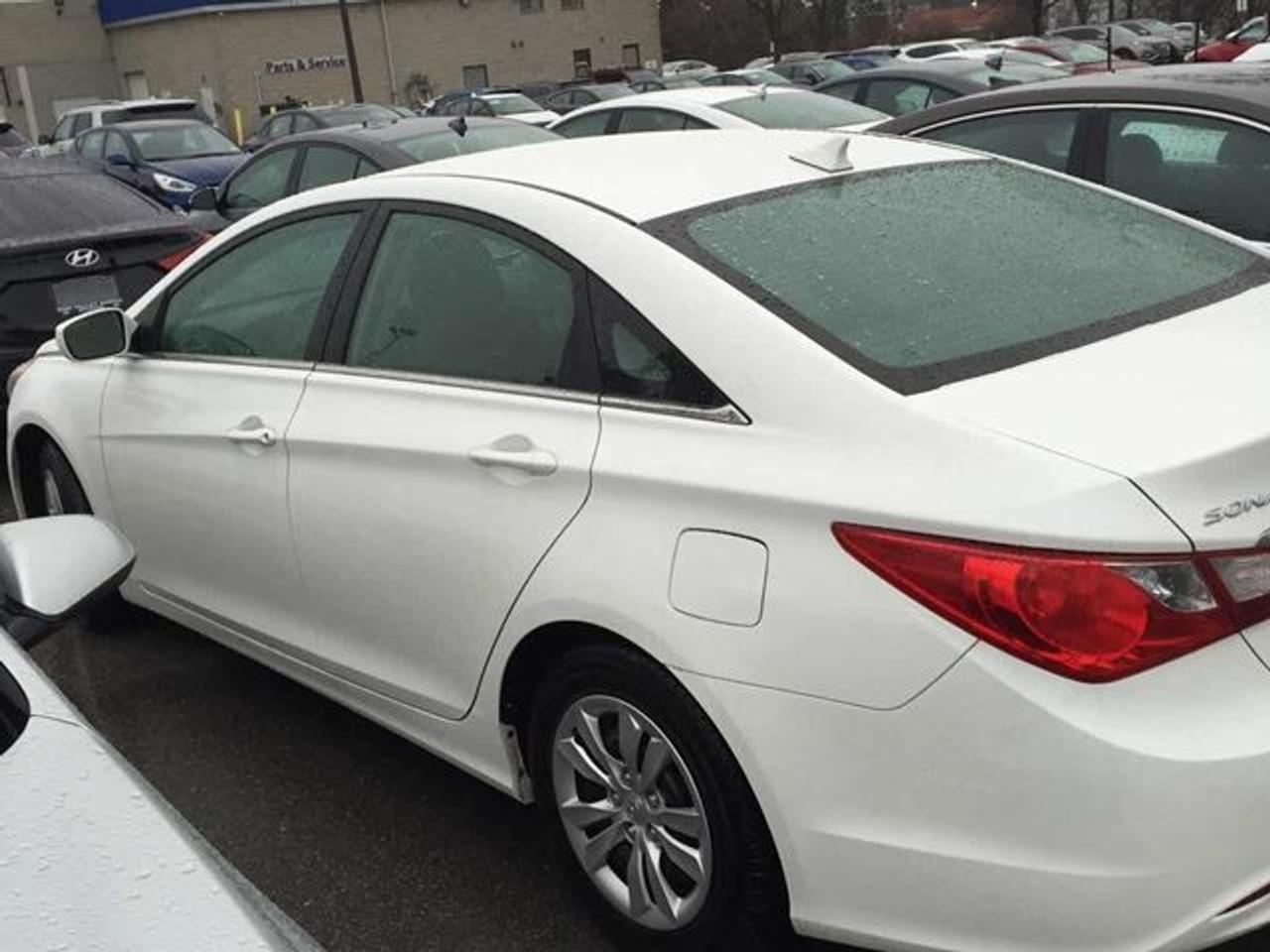 Used 2013 Hyundai Sonata GL for sale in St Catharines, ON