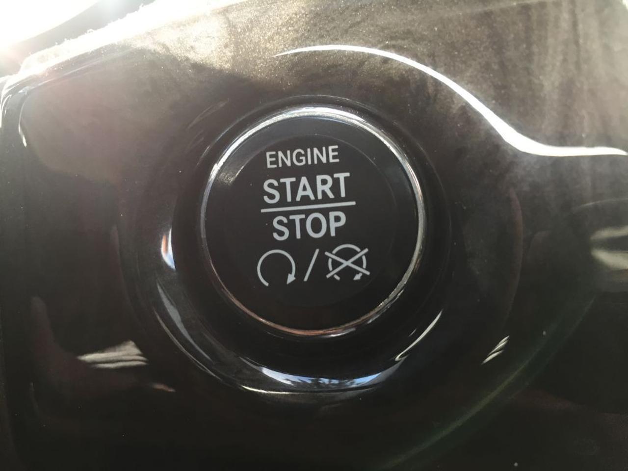 641681.11224848