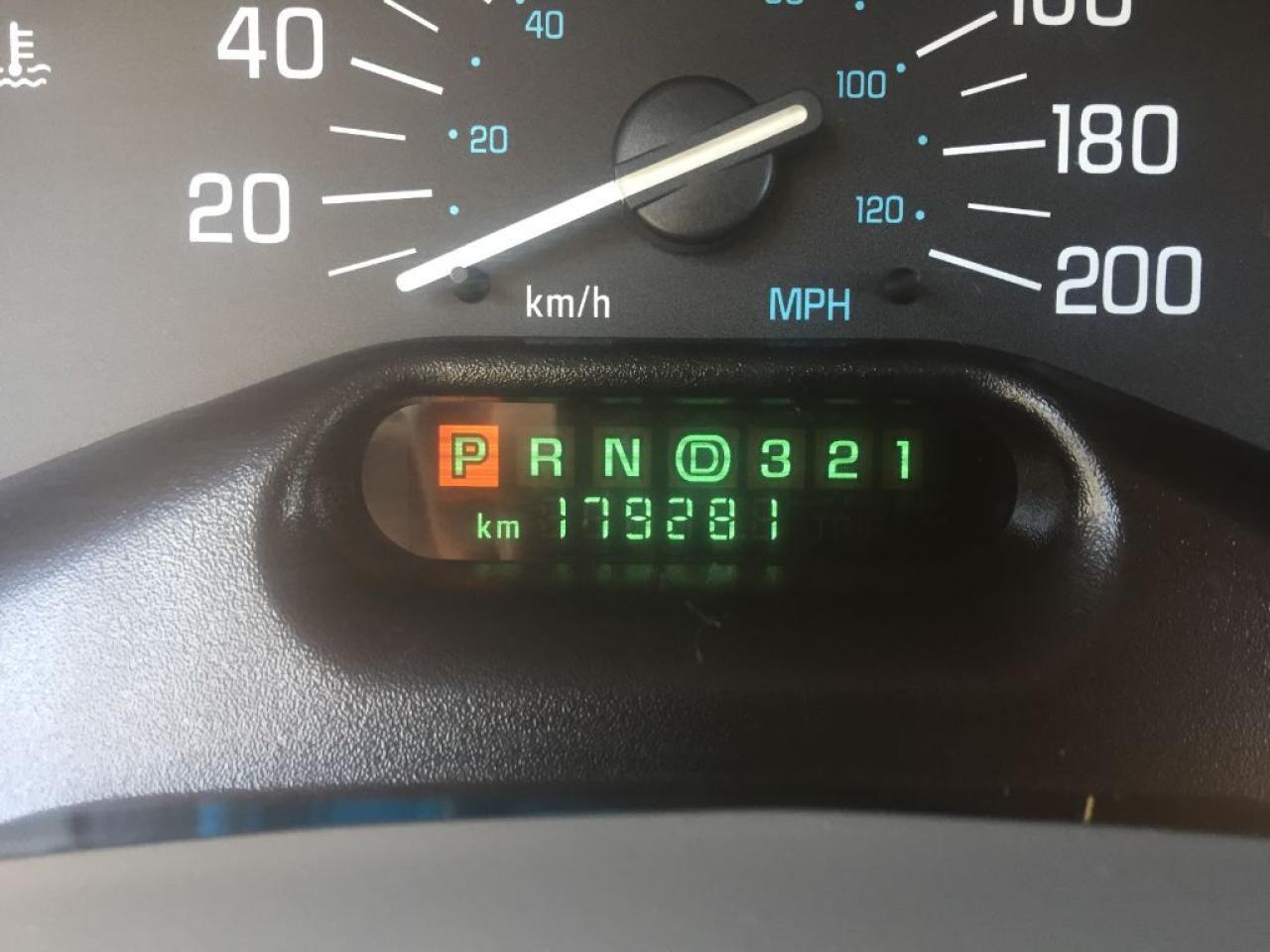 641687