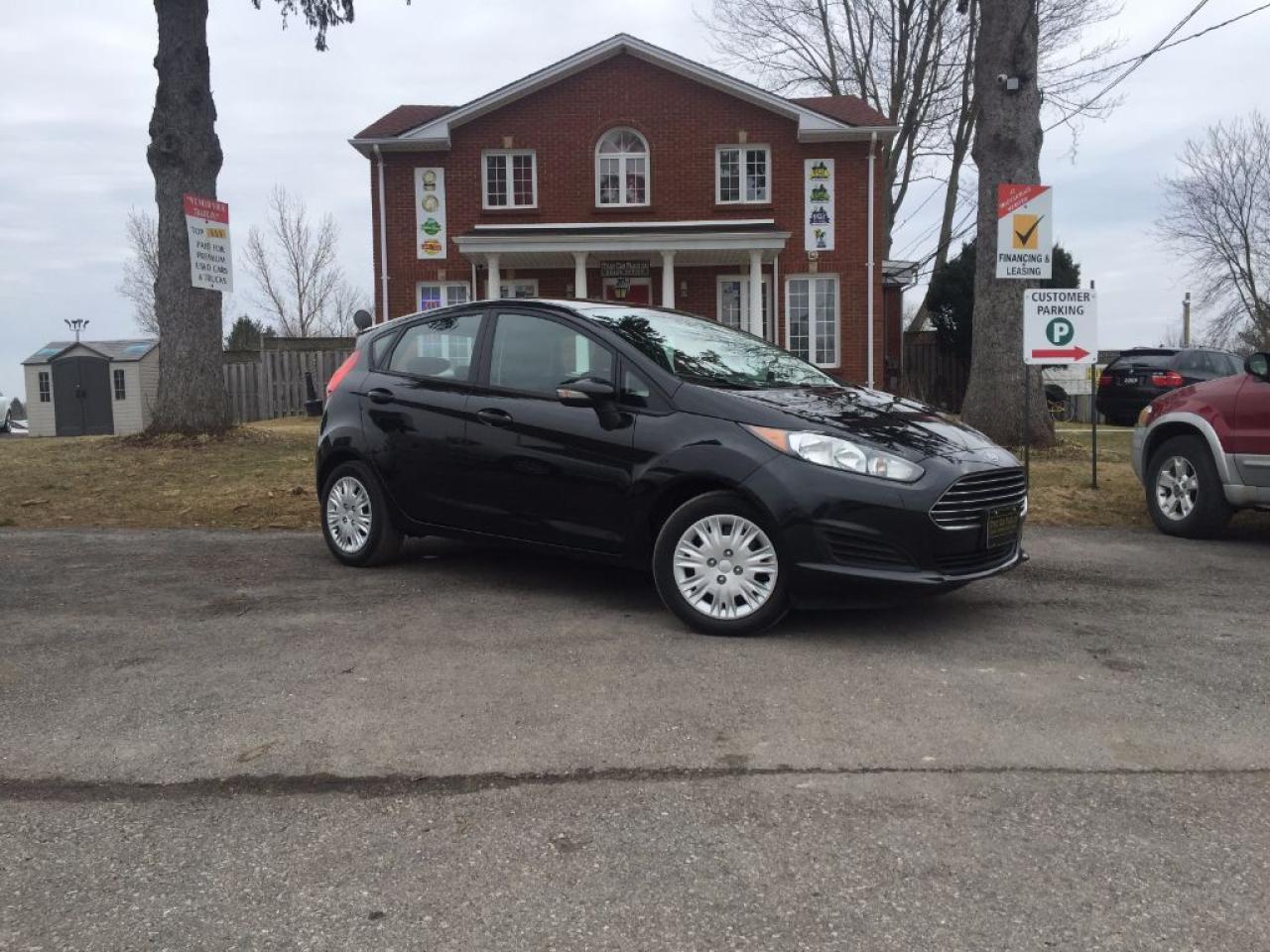 Used 2014 Ford Fiesta SE-$37/Wk-Bluetooth-AUX/CD-LowKm/Price-Keyless for sale in Salmon Arm, BC
