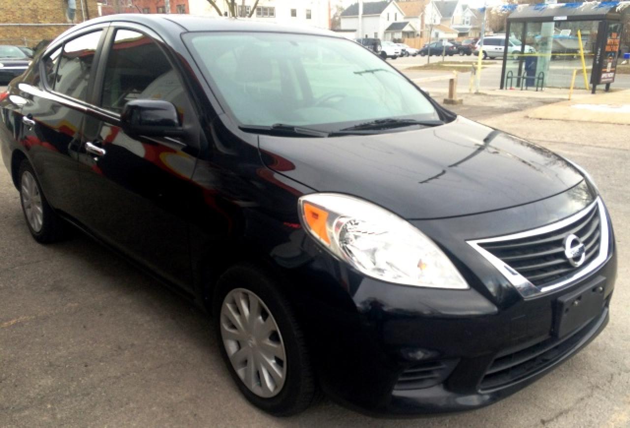 Used 2012 Nissan Versa 1.6 SV SEDAN for sale in Burlington, ON