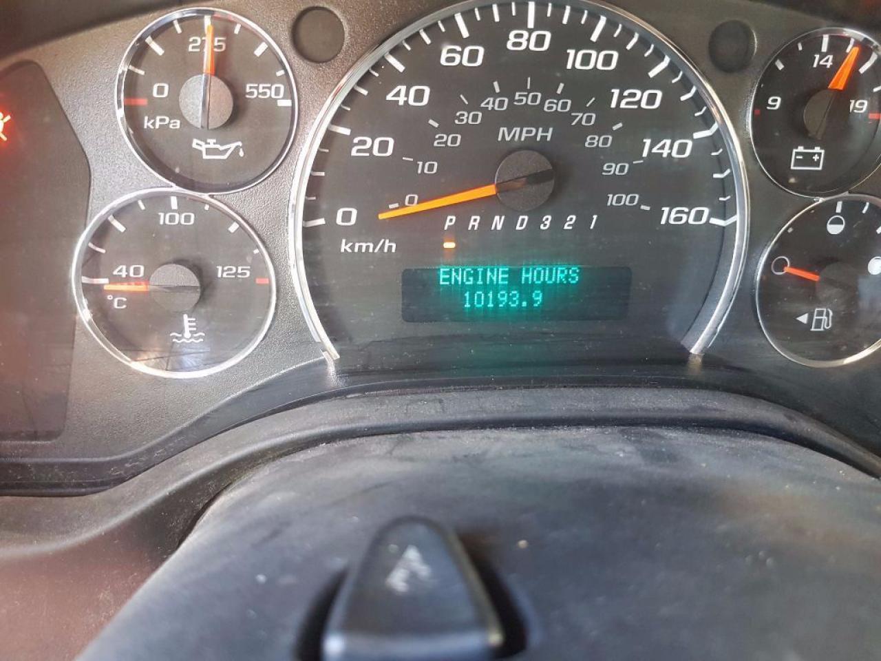 641817