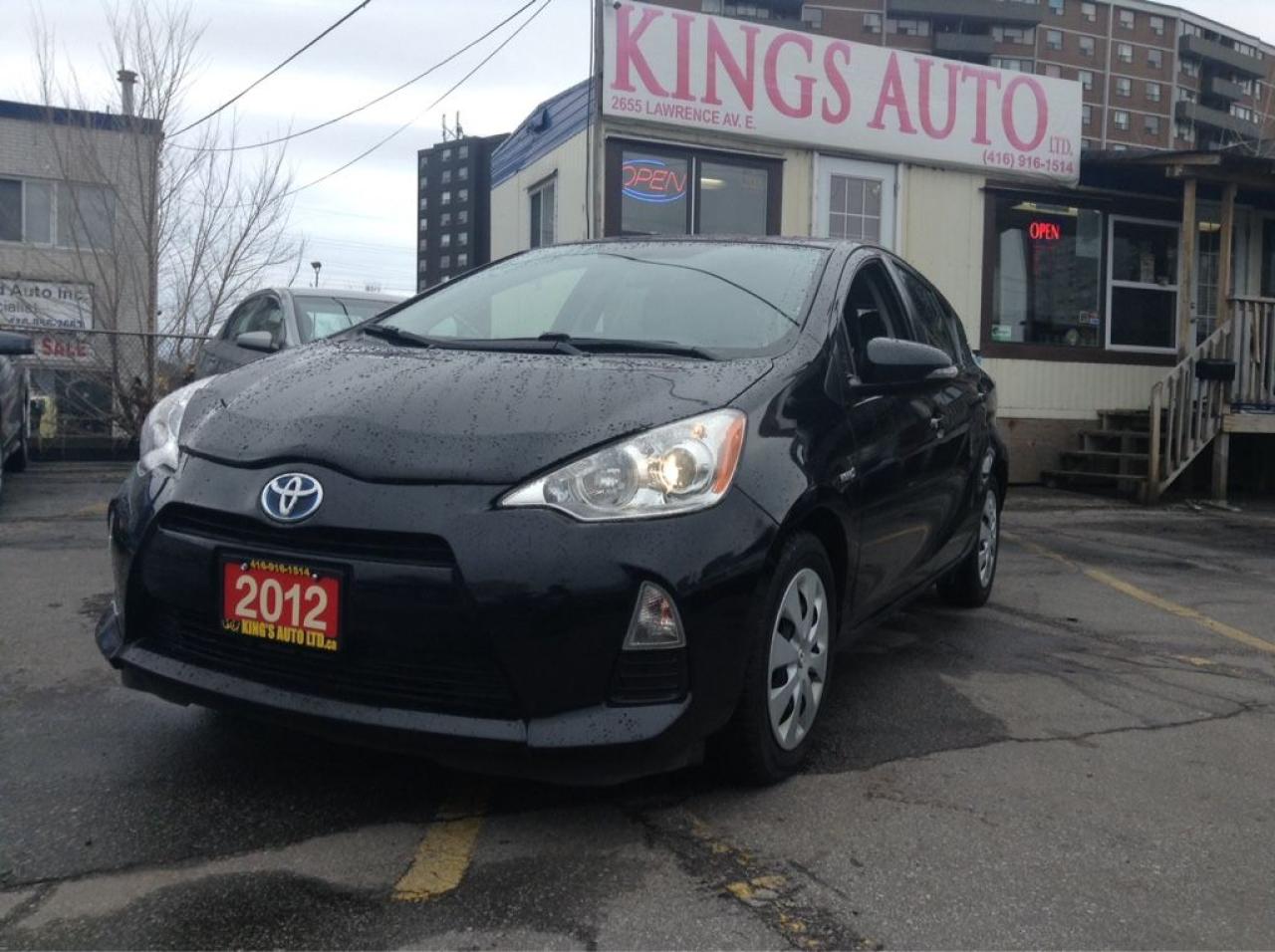 Used 2012 Toyota PRIUS C HYBRID, CVT, TRACTION, CRUISE, ABS for sale in Markham, ON