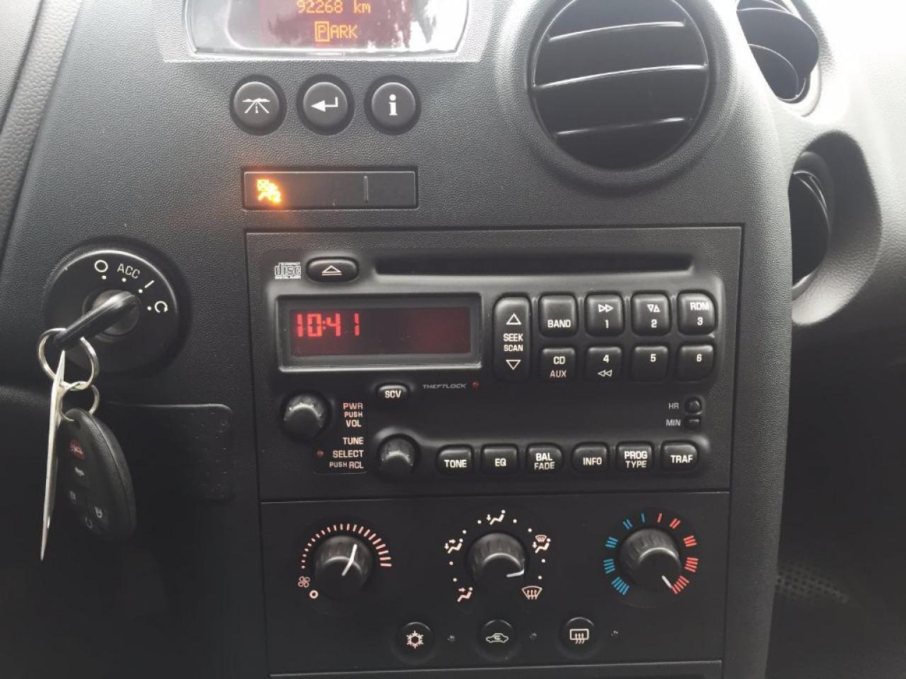 641887