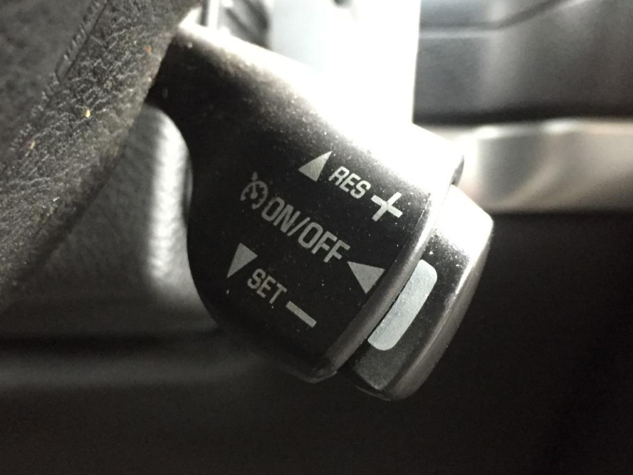 641990