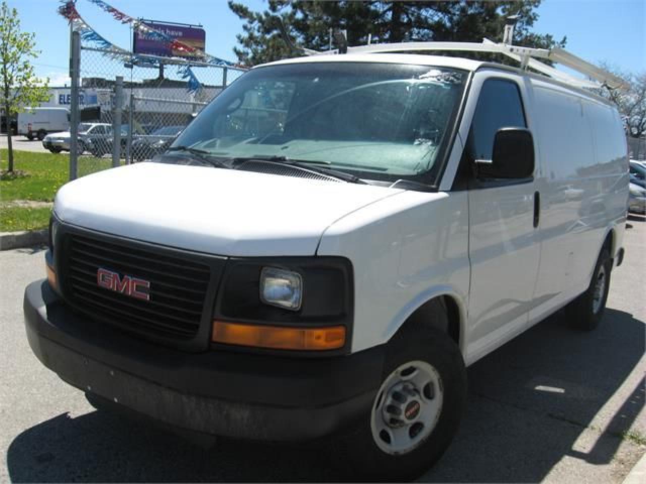 Used 2010 GMC Savana Cargo Van for sale in North York, ON