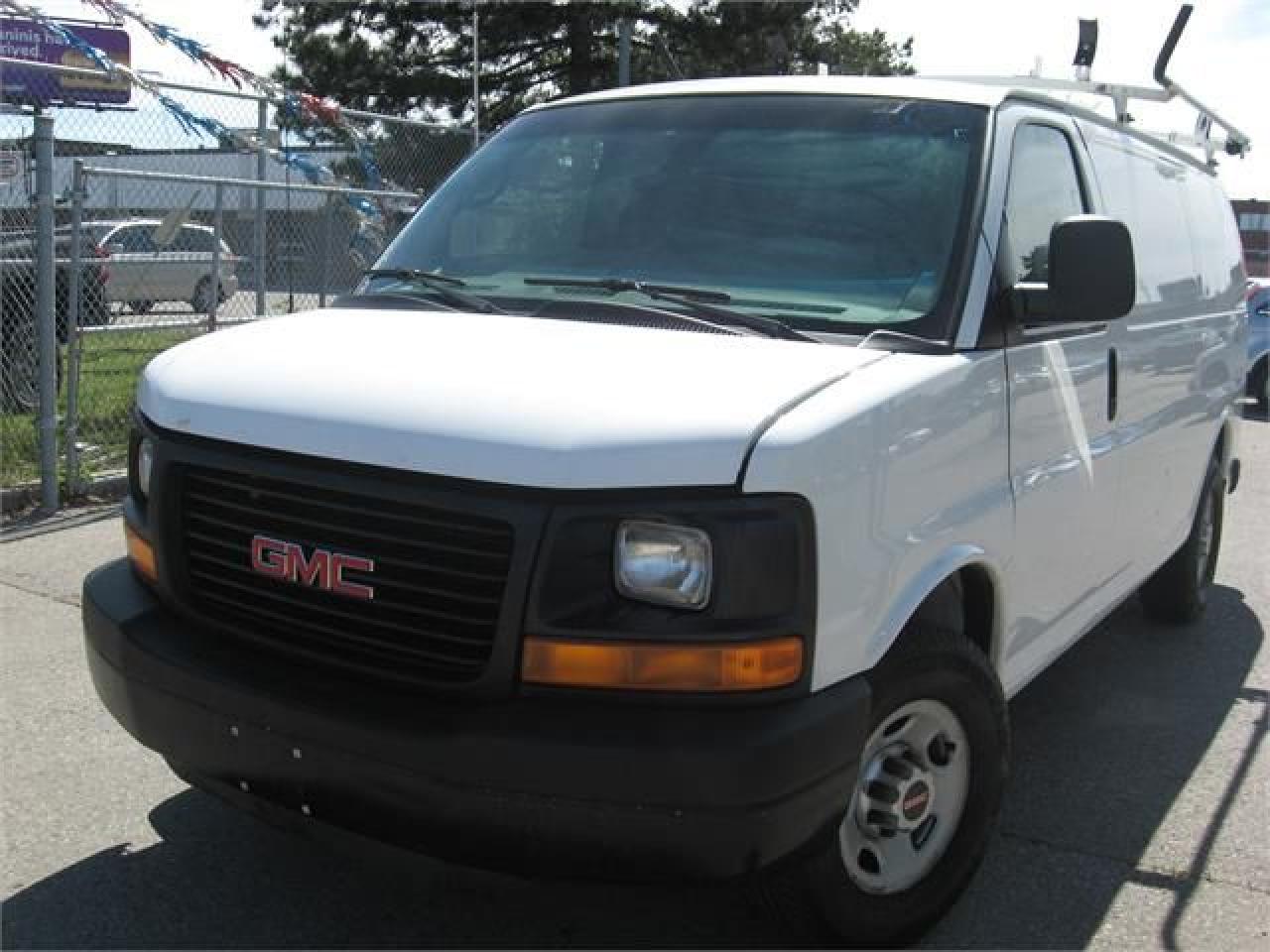 Used 2010 GMC Savana Cargo Van for sale in North York, ON