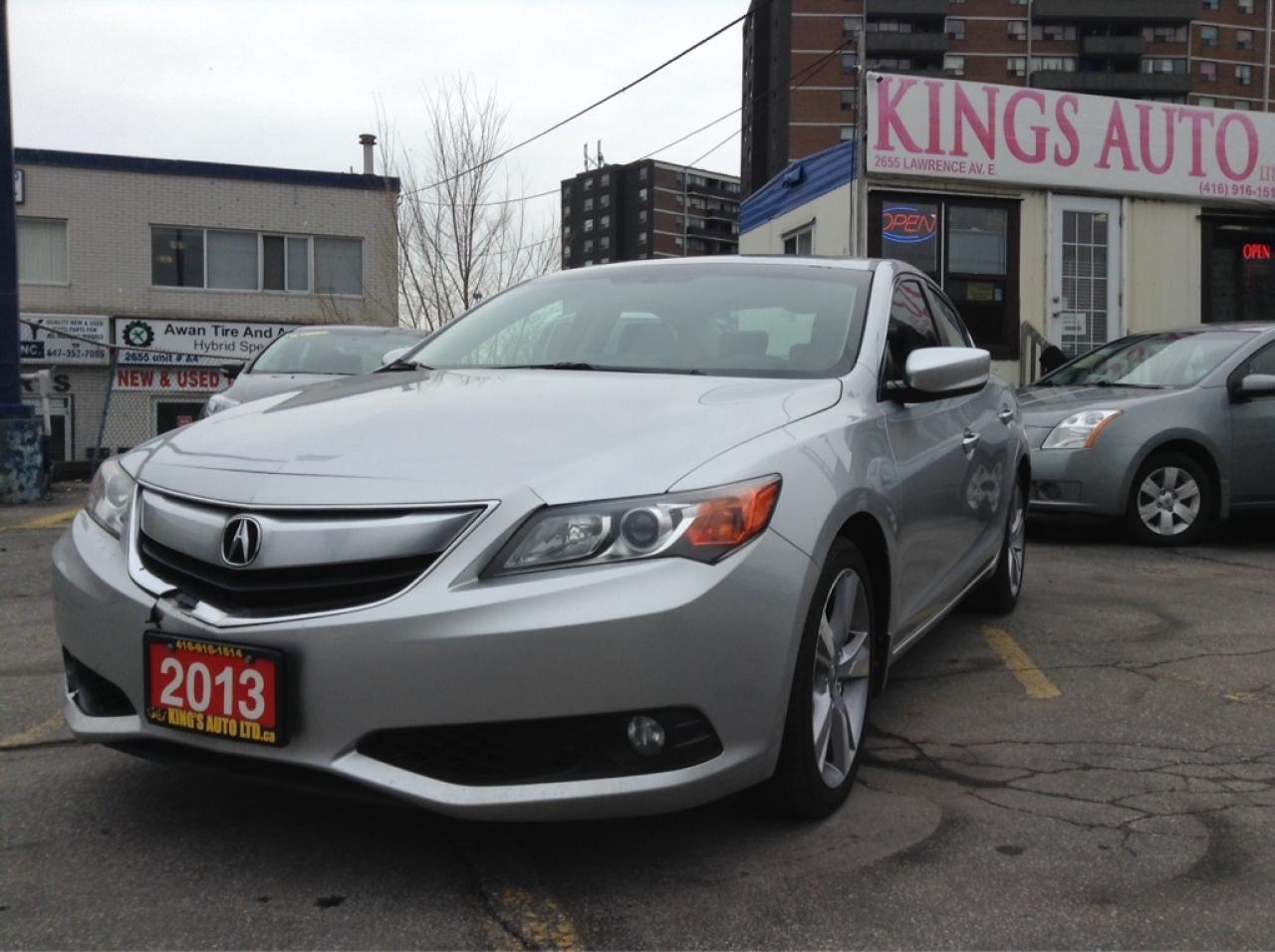 Used 2013 Acura ILX Tech Pkg, NAVI, SUNROOF, BACK-UP CAM, LEATHER. for sale in Bloomingdale, ON