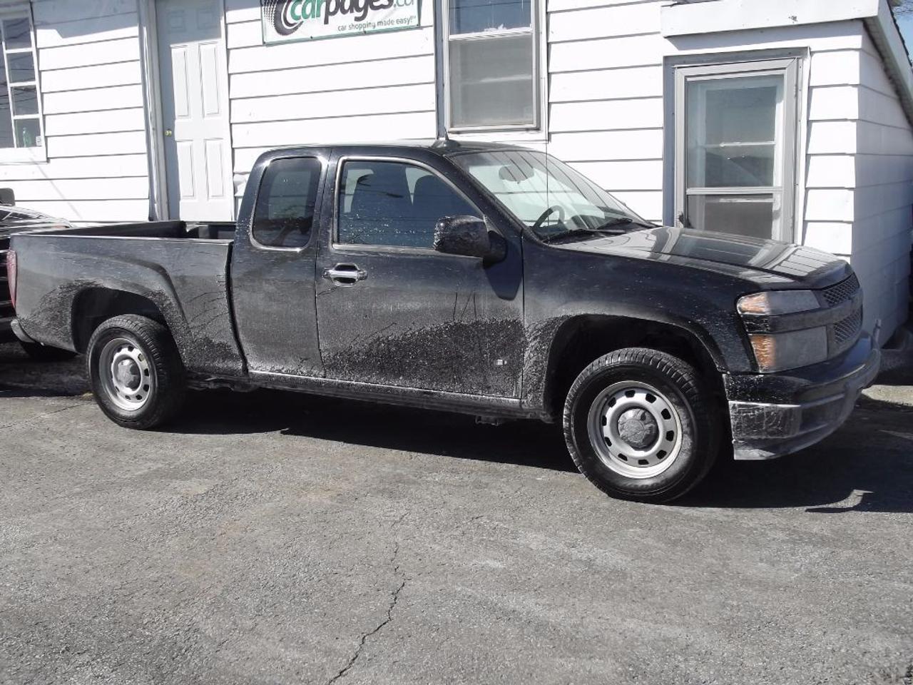 YES, youre approved (downpayment may be required)
Good credit, bad credit, no credit, no problem !!!.

PLUS, for your peace of mind, all our in-house financed vehicles come with:
1) A 2-yr, $0 deductible, unlimited km powertrain warranty that also covers seals and gaskets,
2) Free oil changes for the finance term.