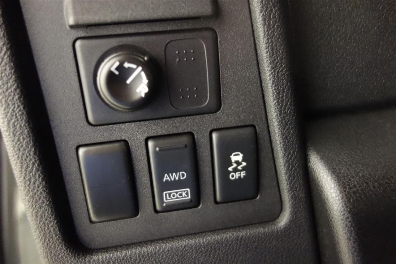 642562