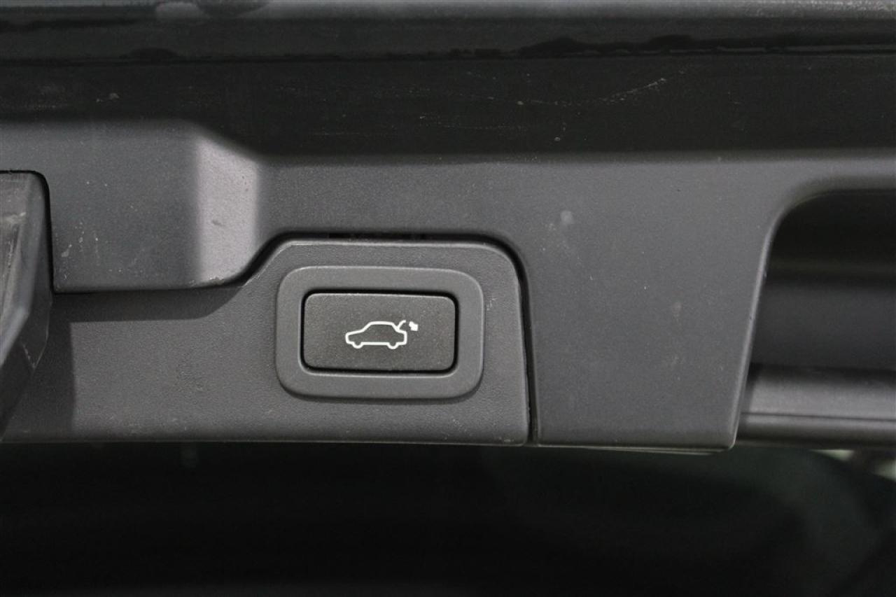642617