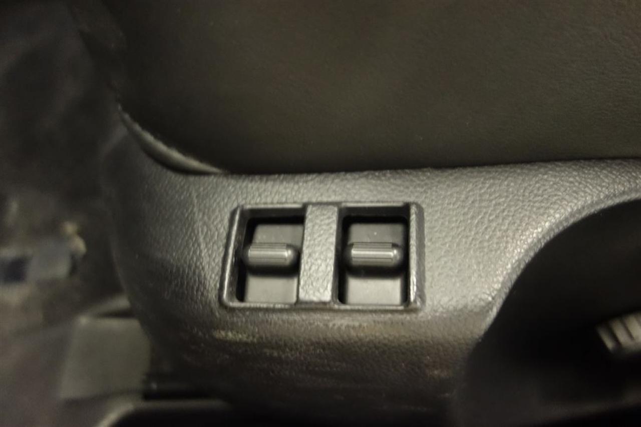 642633