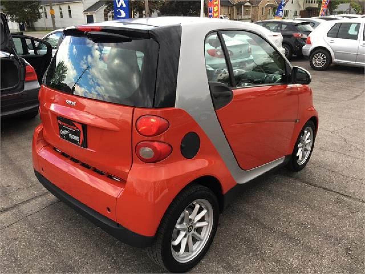 642697
