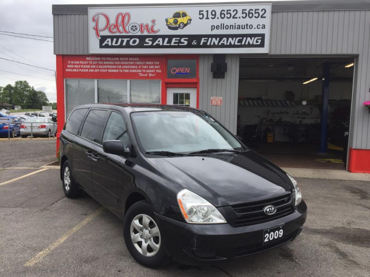 Used 2009 Kia Sedona LX for sale in London, ON
