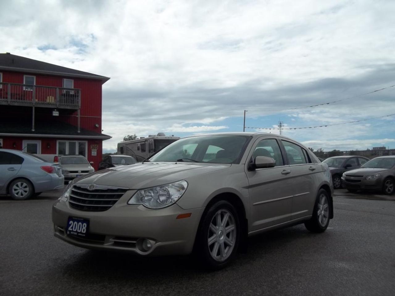 Ontario regulations require the previous disclaimer to be stated for any ?as is? sale.

Great car clean Phone or come check it out at LA Motors Orillia.
