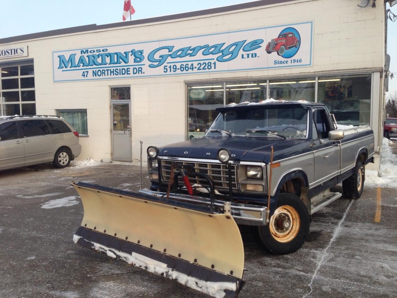 Used 1980 Ford F-250 snow plow for sale in St. Jacobs, ON