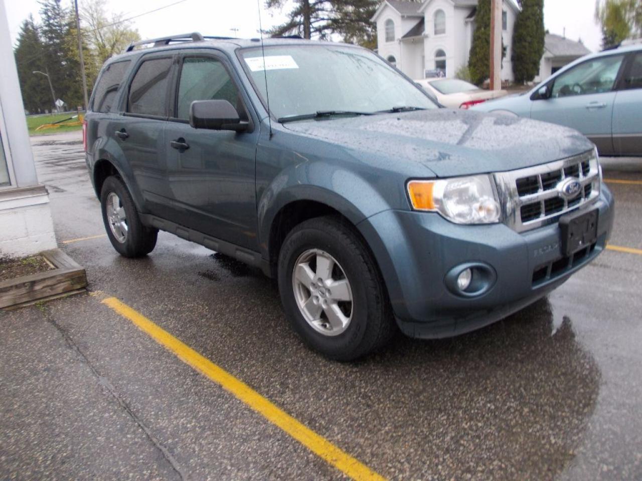 Used 2011 Ford Escape XLT for sale in St. Jacobs, ON