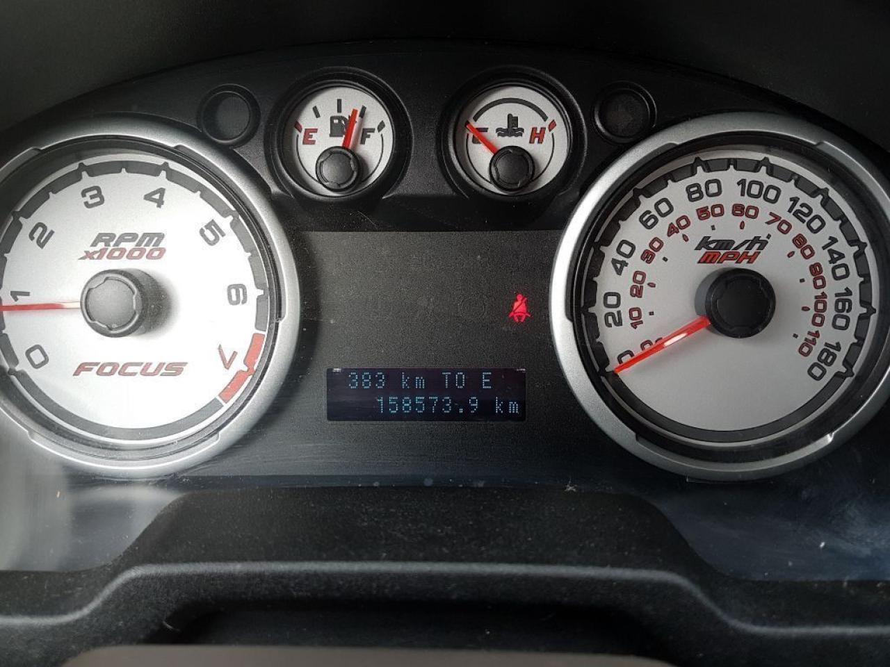 642967