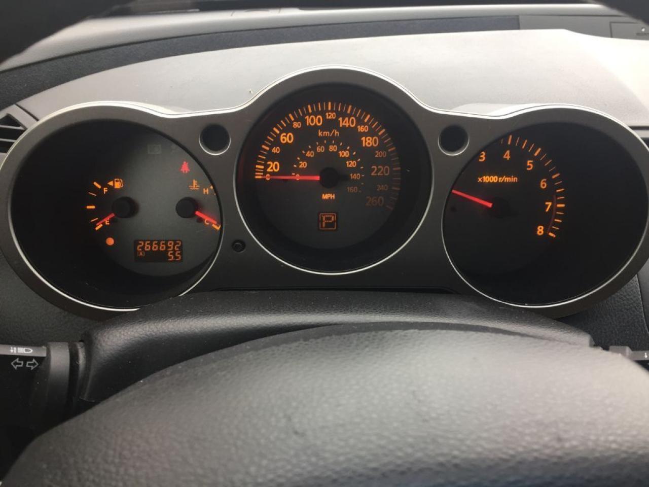 642973