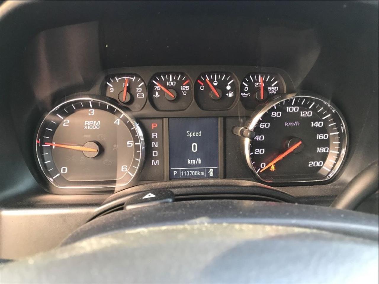 643015