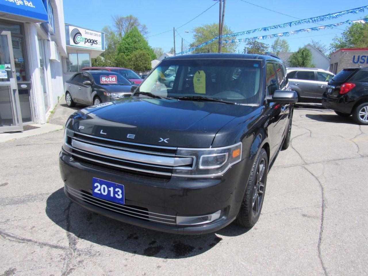 Used 2013 Ford Flex Limited-FullyLoaded, Top of the line Model! for sale in Smiths Falls, ON